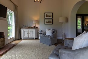 Hartford House
