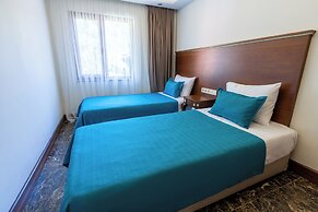 Flora Uzungol Resort Hotel