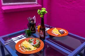 Mala Vecindad Beer Hotel