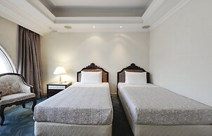 Forbes Hotel
