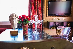 Luxury Suites