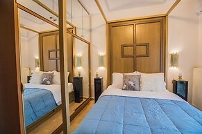 Luxury Suites