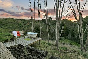 Luxury Under Canvas