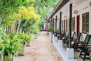 Central Beach Inn