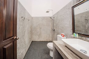 Central Beach Inn