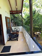 Central Beach Inn