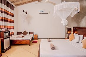 Central Beach Inn