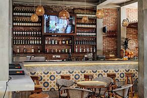 Central Beach Inn