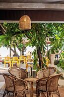 Central Beach Inn