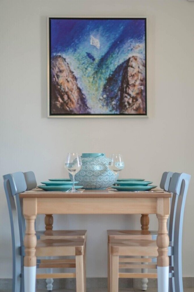 Plaka Collection