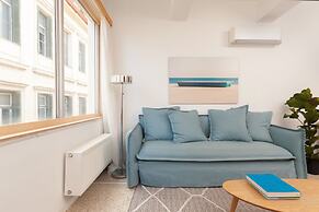 The Marble Suites, PLAKA
