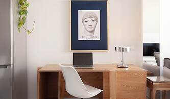 The Marble Suites, PLAKA