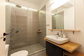 The Marble Suites, PLAKA