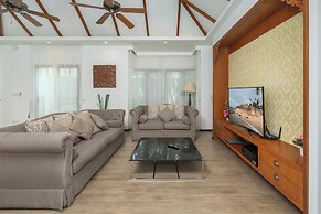Villa Bond