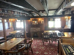 The Jolly Drayman Pub and Hotel