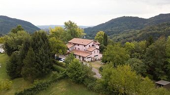 B&B Four Winds