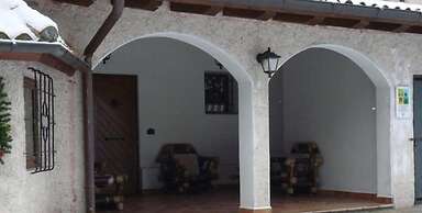 B&B Four Winds