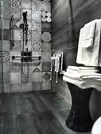 Adelphi Boutique Hotel
