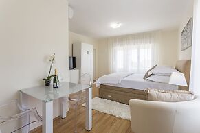 Mise Luxury Apartments