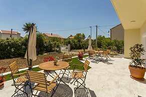 Mise Luxury Apartments