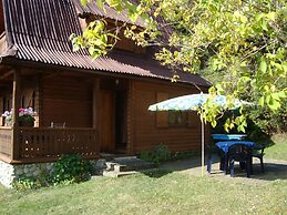Drewniany Domek BB Nad Rzeka