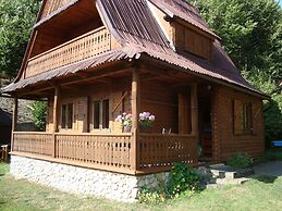 Drewniany Domek BB Nad Rzeka
