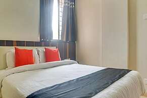 Hotel Maval Grand