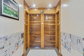 Hotel Maval Grand