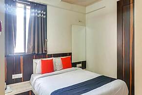 Hotel Maval Grand