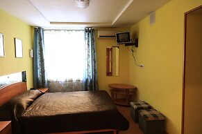 Flowers Hotel