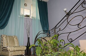 Flowers Hotel
