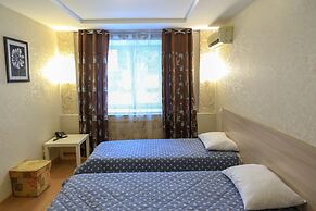 Flowers Hotel