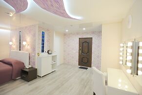 Flowers Hotel