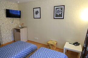 Flowers Hotel