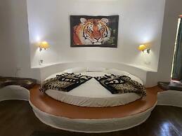 Tigerwoods Kanha Resorts & Spa