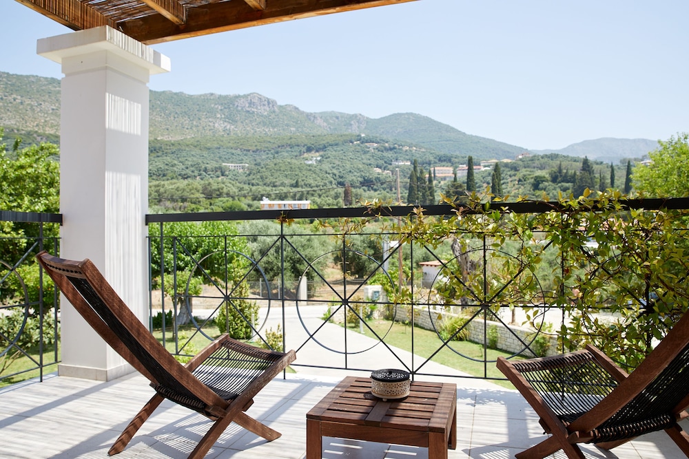 Sappho Hotel