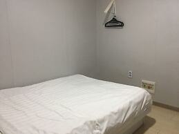 Daegu Dongseongro Gyeong`s Hostel