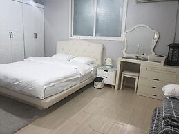 Daegu Dongseongro Gyeong`s Hostel