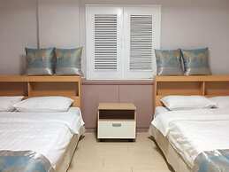 Daegu Dongseongro Gyeong`s Hostel