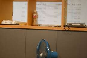 Daegu Dongseongro Gyeong`s Hostel