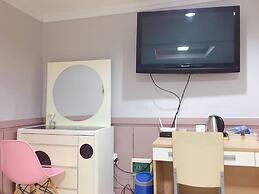 Daegu Dongseongro Gyeong`s Hostel