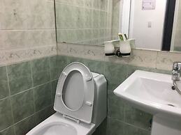 Daegu Dongseongro Gyeong`s Hostel