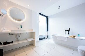 Digital Hotel Kronjuwel by BRIGHT Waldkirch - Self Check-in
