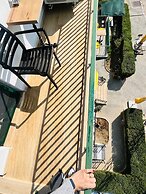 Limon Inn Hotel
