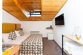 Alex Hotel