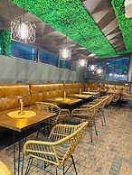 Alex Hotel