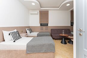 Alex Hotel