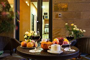 Alex Hotel