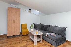 Alex Hotel
