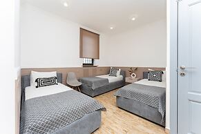 Alex Hotel